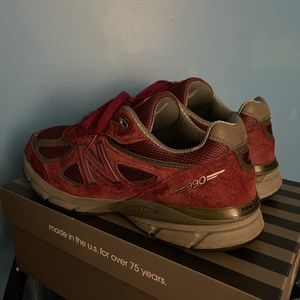 New Balance 990 V4 Burgundy